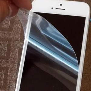 How to tear off the toughened film 